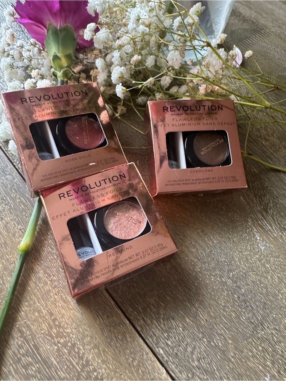 Revolution Flawless Foils Metallic Eyeshadow Rose Gold, Overcome, Rebound